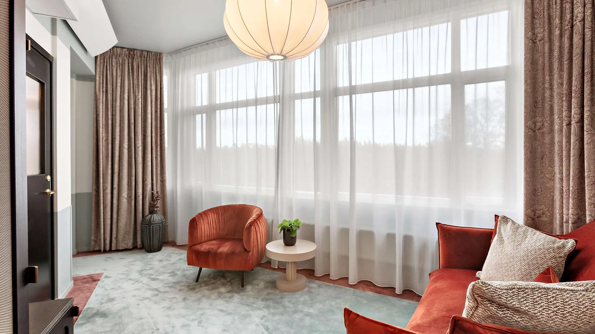 Hotel Gio; BW Signature Collection Solna 4*,  Suecia